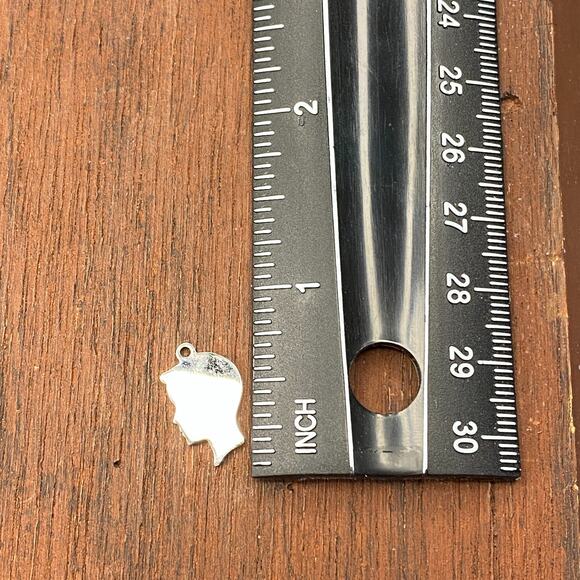 Vintage 925 Sterling Silver Male Face Profile Small Pendant Bracelet Charm - Picture 3 of 4